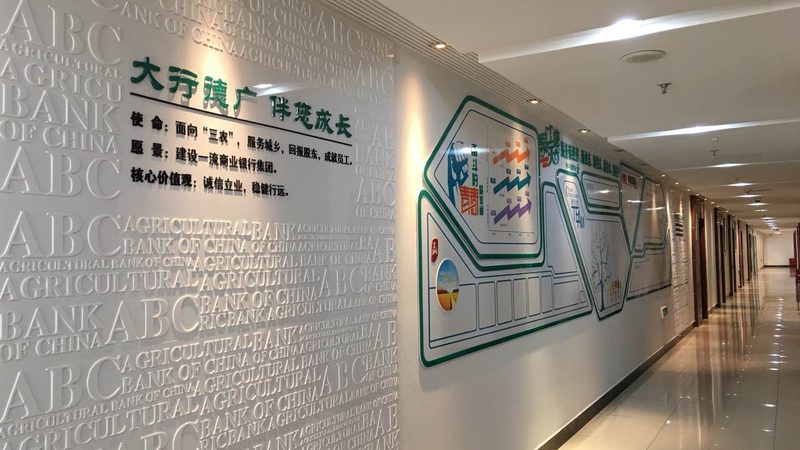 楼盘广告的视觉雷区：一个真实案例的复盘
