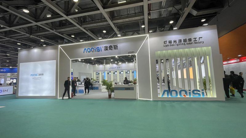 招牌不发光不等于不重要：暗装门头的安装门道